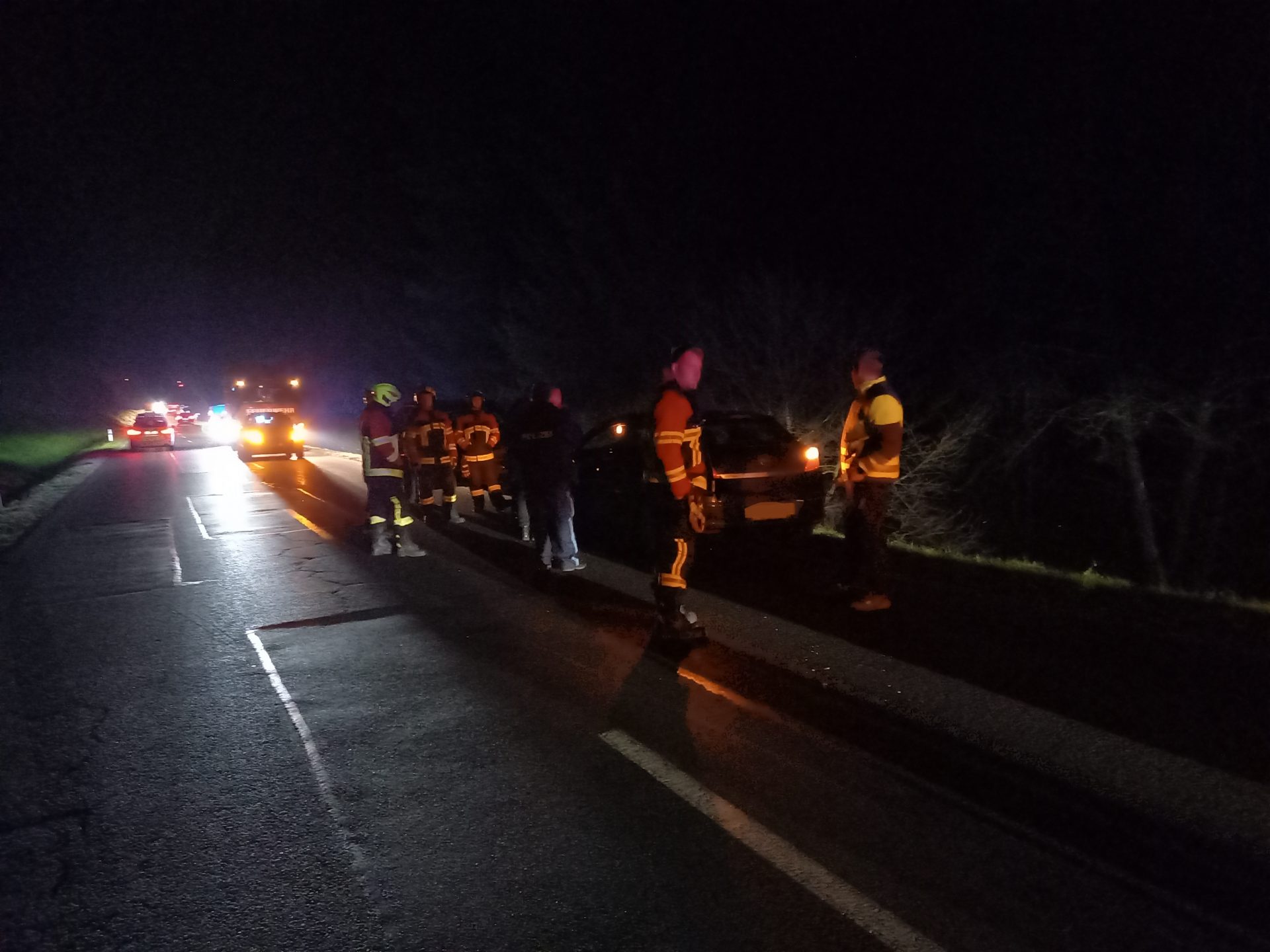 THL 1 Verkehrsunfall Auf Der St 2135 KFV Regen