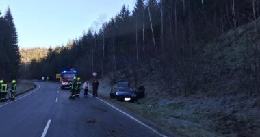 THL 1 alleinbeteiligter PKW Unfall auf der Ruselstrecke bei Füllersäge